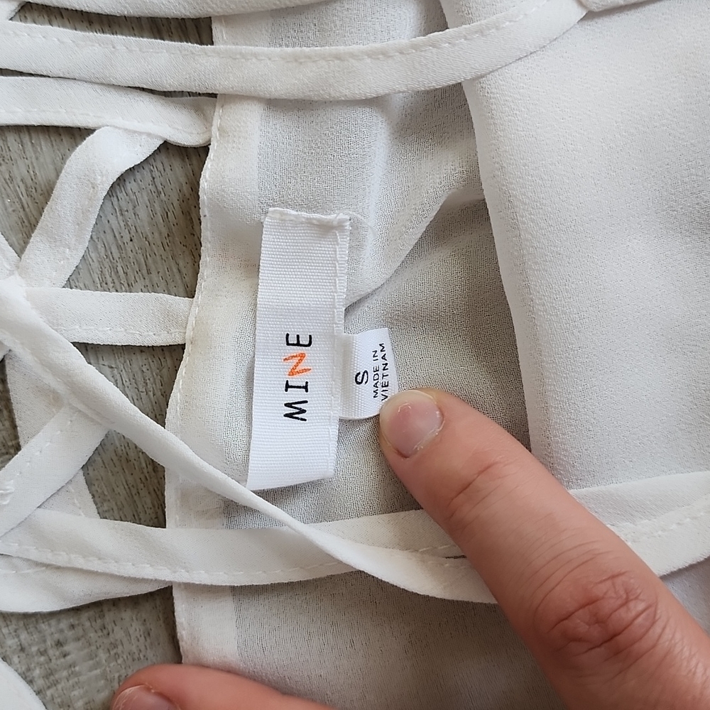 Tank top 🥳 - Picture 2 of 4